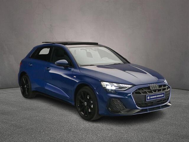 Audi A3 SPORTBACK 40 TFSI e S edition | Panoramadak | Adaptive cruise control | Elektrische achterklep | Achteruitrijcamera | Navigatie | SONOS audio