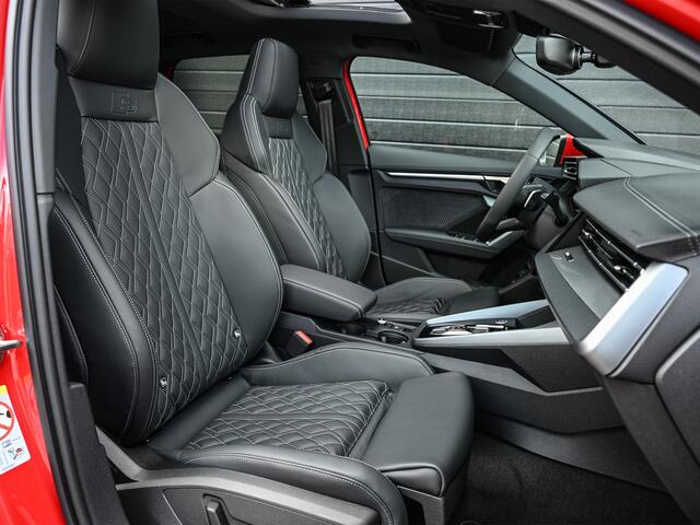 Audi A3 SPORTBACK 45 TFSI e S edition Competition | Panoramadak | 5 jr garantie | Ambiance interieur | Active Cruise | Sonos Sound | S-Seats + Memory | Head-Up | Camera | Stoelverwarming | Keyless