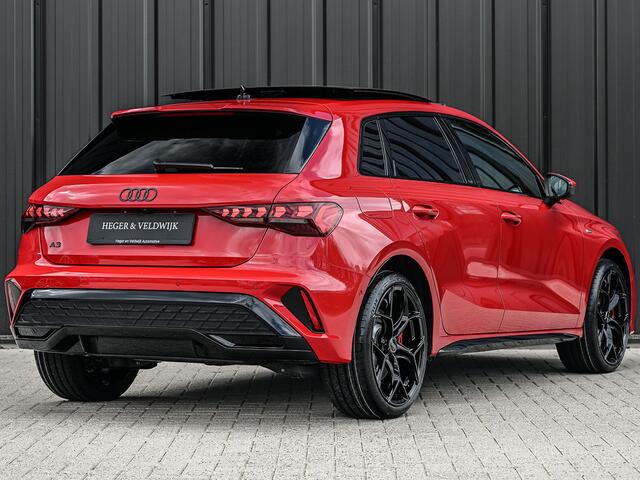 Audi A3 SPORTBACK 45 TFSI e S edition Competition | Panoramadak | 5 jr garantie | Ambiance interieur | Active Cruise | Sonos Sound | S-Seats + Memory | Head-Up | Camera | Stoelverwarming | Keyless