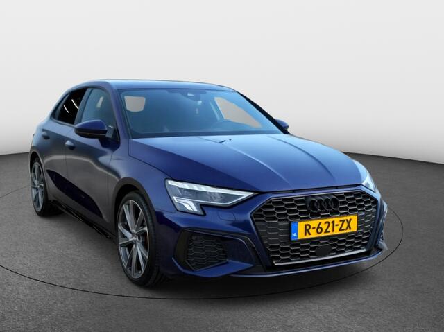 Audi A3 SPORTBACK 35 TFSI S Edition 150Pk Aut | Adaptive cruise | Privacy glass