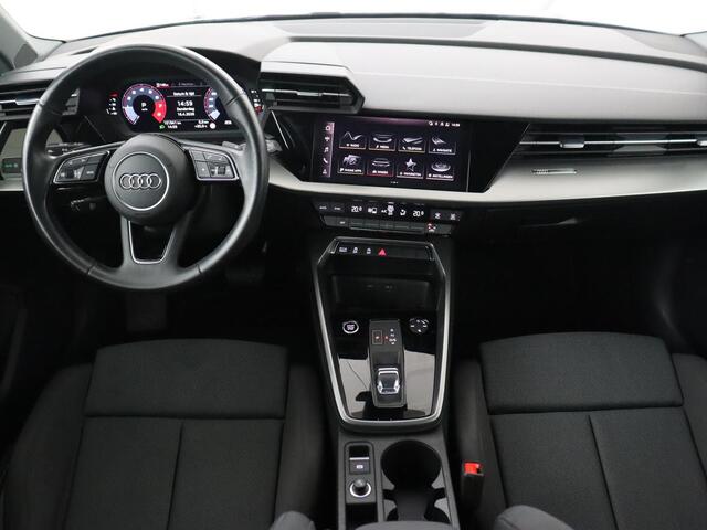 Audi A3 SPORTBACK 30 TFSI Business edition | Carplay | Sportstoelen | Virtual Cockpit | Full LED | Audi Sound | Climate control | Bluetooth | Cruise control | Parkeerhulp | Sportstuur