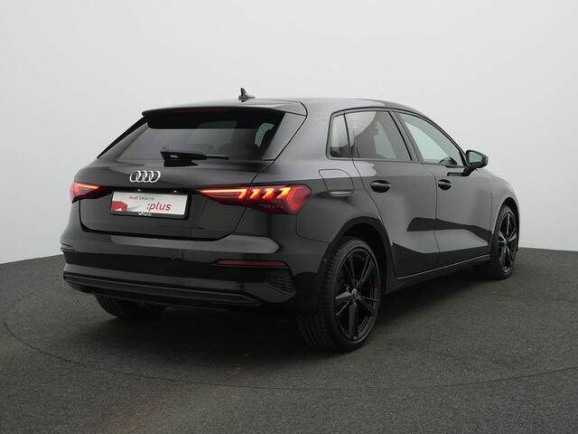 Audi A3 SPORTBACK 40 TFSI e 204 pk | Trekhaak | Sportstoelen | Adaptive Cruise | Stoelverwarming | Carplay | Keyless Entry