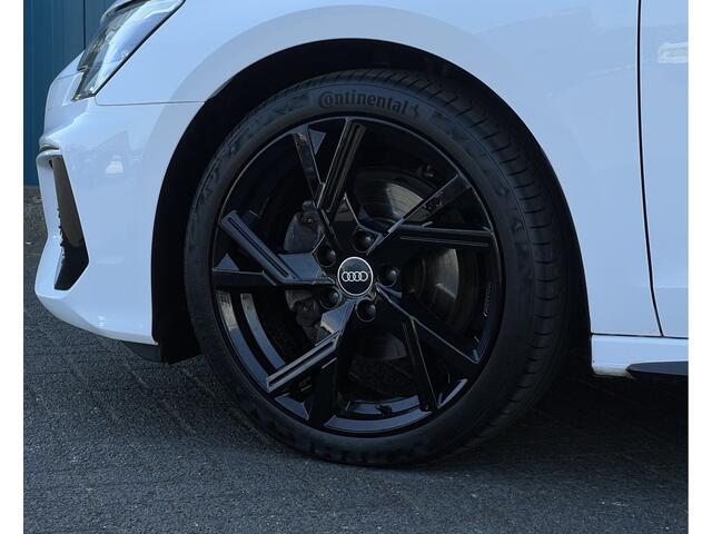 Audi A3 SPORTBACK 35 TFSI 150 PK S edition CARPLAY/ANDROID | CRUISE | DIGI.DASHB | LED | DAB | PDC | 18'LMV | 1'EIG, NIEUW STAAT!!