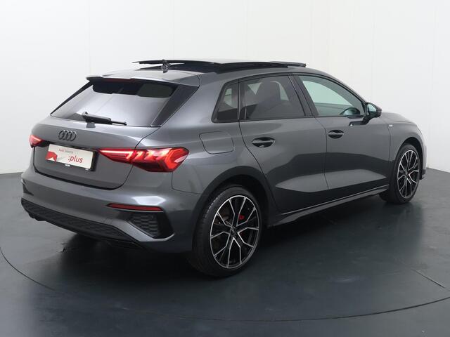 Audi A3 SPORTBACK 45 TFSI e S edition Competition | 245 PK | SoH 95% | Panoramadak | Achteruitrijcamera | Audi virtual cockpit | S line | Cruise control |