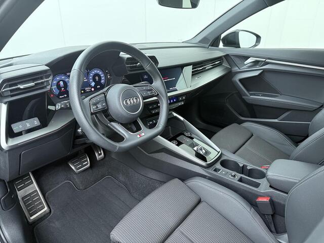 Audi A3 SPORTBACK 45 TFSI e S edition Competition | 245 PK | SoH 95% | Panoramadak | Achteruitrijcamera | Audi virtual cockpit | S line | Cruise control |