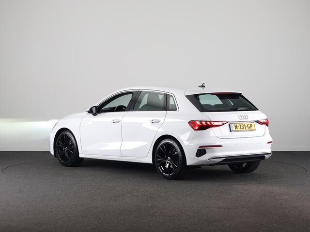 Audi A3 SPORTBACK 35 TFSI Advanced edition 150 pk | Navigatie | Parkeersensoren achter | Adaptieve cruise control | Matrix LED koplampen | Apple Carplay/Android Auto |