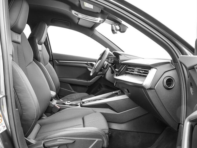 Audi A3 SPORTBACK 40 TFSIe 204pk S-tronic S edition · Camera · Apple/Android Car Play · Navigatie · Stoelverwarming · P-Sensoren · 18'' Inch · Garantie t/m 06-05-2029 of 100.000km