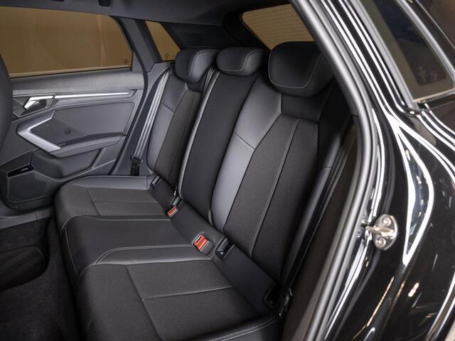 Audi A3 SPORTBACK 35 TFSI S-Line edition / 150pk / Panorama dak / Sonos / Achteruitrij camera /