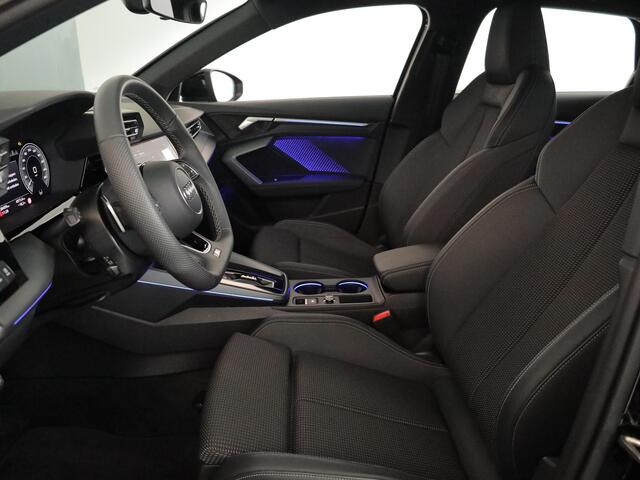 Audi A3 SPORTBACK 40 TFSI e S edition 204 pk S-tronic | Verlengde garantie | Navigatie | Parkeersensoren (Park assist) | Achteruitrijcamera | Adaptieve cruise control | Stoelverwarming | S-Line |