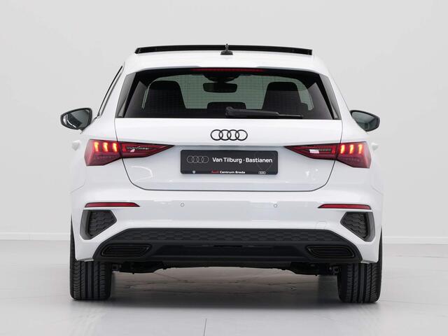 Audi A3 SPORTBACK 30 TFSI 110pk S-tronic S-line Matrix-LED | Panorama | Audi Sound | 18''Lm
