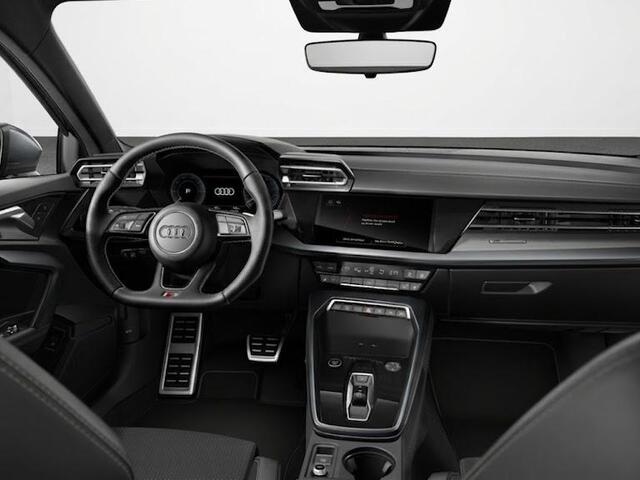 Audi A3 SPORTBACK S edition 40 TFSI e 204 pk | Comfortpakket plus | Lichtpakket plus ambient light | Trekhaak | S-int. zwart leder-kunstleder |