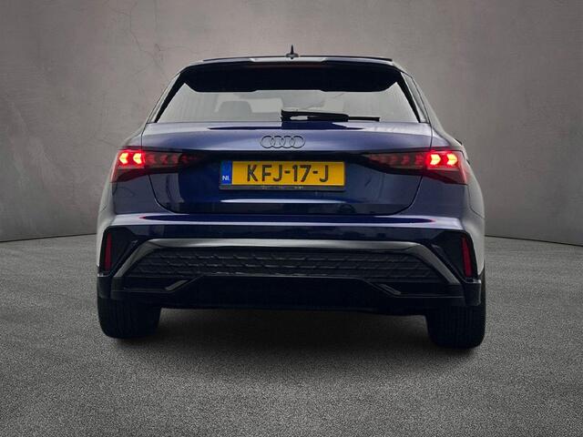 Audi A3 SPORTBACK 45 TFSI e 272PK S edition Competition | Panorama-Dak | Sonos | Alcanatara | Sfeerverlichting-Plus | 18-Inch | Achterruitrijcamera | Stoelverwarming | Hold-Assist |