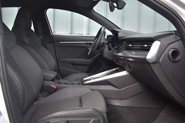 Audi A3 SPORTBACK 35 TFSI S-Line | ACC | Carplay | Trekhaak | Virtual | Navi