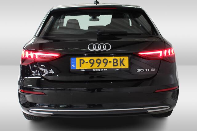 Audi A3 SPORTBACK 30 TFSI Advanced edition Automaat Navigatie | Sportvelgen | Sportstoelen | Climatronic
