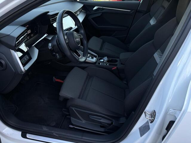Audi A3 SPORTBACK 30 TFSI S edition Aut. |