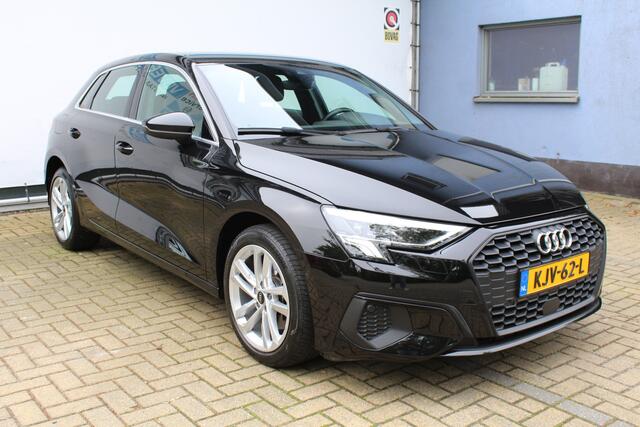 Audi A3 SPORTBACK 40 TFSI e Edition | Incl. 12 maanden Garantie | Achteruitrijcamera | Adaptive cruise controle | Apple CarPlay/Android Auto | Keyless entry/start | Climate controle | Automatisch inparkeren | Navigatie | Parkeersensoren V+A | Virtual cockpit |