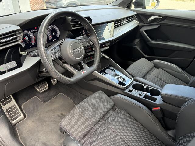 Audi A3 SPORTBACK 35 TFSI 3x S Line edition | Pano | B&O | Camera | Elek stoelen | 19 inch |