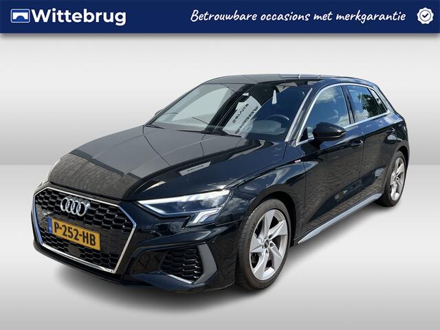 Audi A3 SPORTBACK 35 TFSI S-Line / AUTOMAAT/ 150 PK/ SMARTPHONE INTERFACE/ PARKEER SENSOREN V+A/ CRUISE CONTROL/ KEYLESS/ DIGITAL DASH/ DAB/ NAVI/ CLIMA/ LED/ 17'' LMV