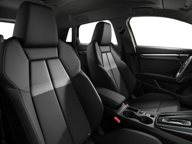 Audi A3 SPORTBACK 40 TFSI e Advanced edition 204 PK · Assistentiepakket rijden met parkeren plus · Optiekpakket zwart plus · Lichtpakket plus ambient light