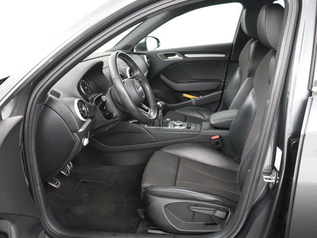 Audi A3 SPORTBACK 1.0 TFSI Sport S Line Edition | Stoelverwarming | Half leder | Full LED | Navigatie | Parkeerhulp | Sportstoelen | Bluetooth | Climate control | Cruise control | S Line