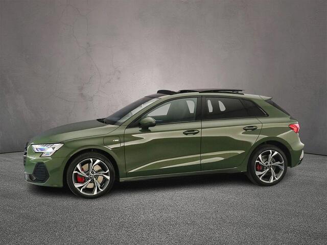Audi A3 SPORTBACK 45 TFSI e S edition Competition | Panoramadak | Elektrische achterklep | SONOS | Ambient-lichtpakket Pro | Adaptive Cruise Control |