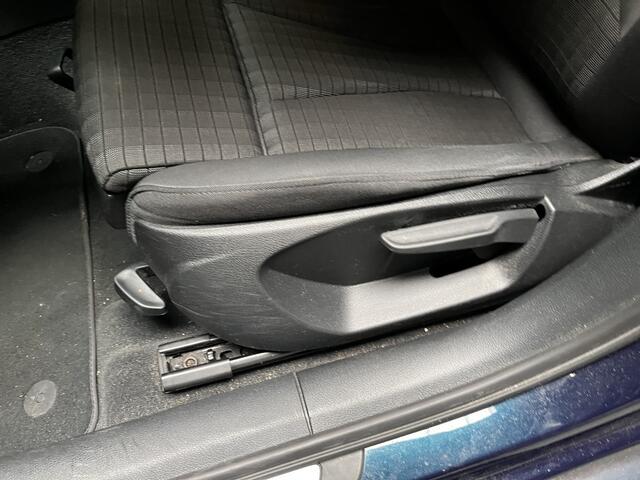 Audi A3 SPORTBACK 1.0 TFSI Sport Lease Edition / TREKHAAK/ CRUISE/ CLIMA/ NAVI/ CARPLAY/ DRIVE SELECT/ FULL-LED