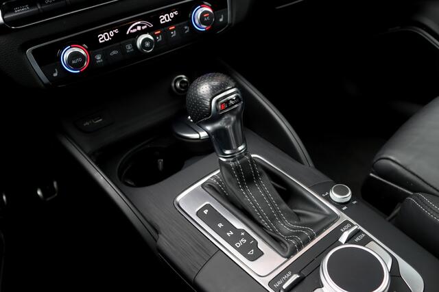Audi A3 SPORTBACK 1.5 TFSI CoD Sport S Line Edition | Automaat | Panoramadak | ACC | Massage | Leder | Bang & Olufsen | Camera | Virtual Cockpit | Stoelverwarming |
