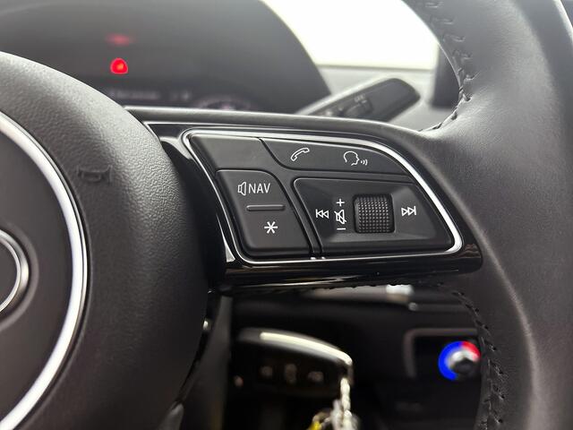 Audi A3 SPORTBACK 35 TFSI CoD Design / PDC / Carplay / Automaat / Lmv / bi-Xenon / Apk 11-2026