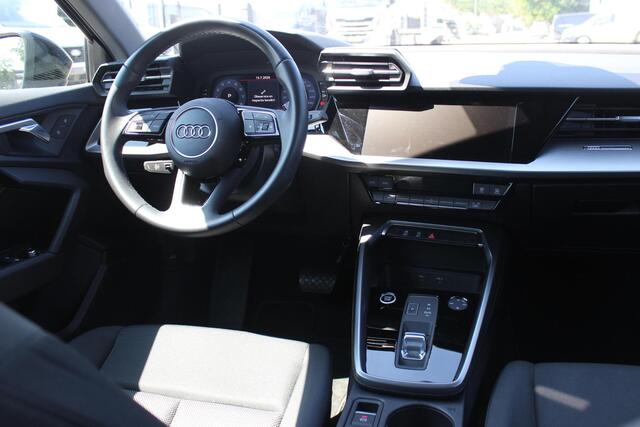 Audi A3 SPORTBACK 30 TFSI Automaat Pro Line