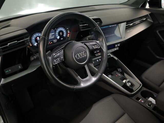 Audi A3 SPORTBACK 30 TFSI Pro Line 110 pk S-tronic | Maxton design| Apple carplay | 18 inch lichtmetaal | Cruise control |