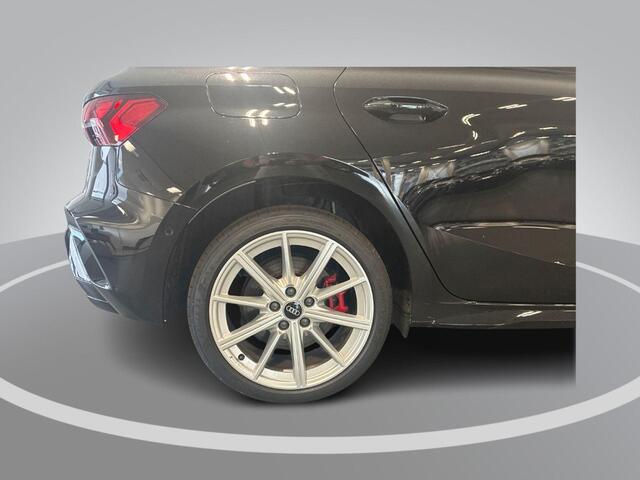 Audi A3 SPORTBACK 45 TFSIe 272pk S-Tronic S Edition Competition · Panoramadak · Camera · SONOS Sound · Head-Up Display · Dodehoeksensor · Matrix LED · Garantie t/m 28-09-2030 of 100.000km