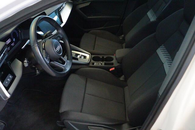 Audi A3 SPORTBACK 30 TFSI Advanced Edition Automaat | NAVI / APPCONNECT | CLIMA | PDC ACHTER | ADAP CRUISE | LANE-ASSIST |
