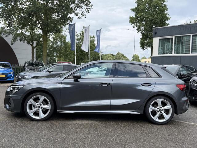 Audi A3 SPORTBACK 35 TFSI S edition | 3X S-LINE IN & EXTERIEUR + ONDERSTEL | MILD-HYBRIDE | NAVI + CARPLAY | STOELVERWARMING | CAMERA | ALL SEASON BANDEN | FULL LED | RIJKLAAR MET 12 MND BOVAG GARANTIE |