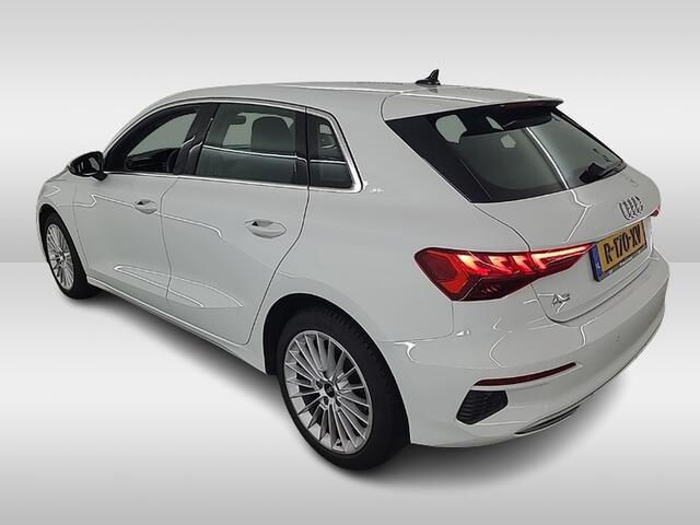 Audi A3 SPORTBACK 30 TFSI Advanced edition 1e-Eig. & Dealer-Onderh. BOVAG-Garantie. NL-Auto.
