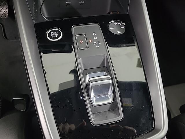 Audi A3 SPORTBACK 30 TFSI Advanced edition 1e-Eig. & Dealer-Onderh. BOVAG-Garantie. NL-Auto.