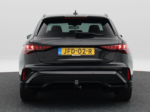 Audi A3 SPORTBACK 45 TFSi 272 Pk e S-line Competition | Trekhaak | Stoelverwarming | Adaptive Cruise | Half Leer | Camera | Carplay | 18 Inch | 28.071 Km !!
