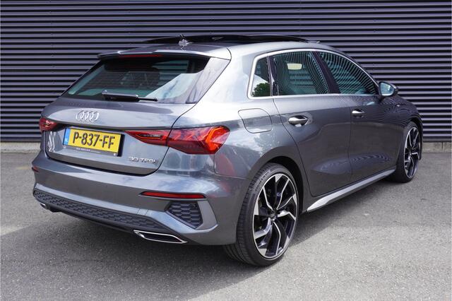 Audi A3 SPORTBACK 30 TFSI S edition ACC Apple Carplay Schuif-kanteldak Navigatie Elektrische kofferklep
