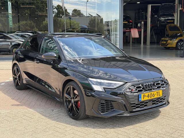 Audi A3 SPORTBACK 2.0 TFSI S3 quattro Edition One MATRIX KOPLAMPEN | PANO/SCHUIFDAK | RS STOELEN | CAMERA | ANDROID/APPLE CARPLAY | AIRCO/ECC | CRUISECONTROL | PARKEERSENSOREN | STOELVERWARMING | NAVIGATIE