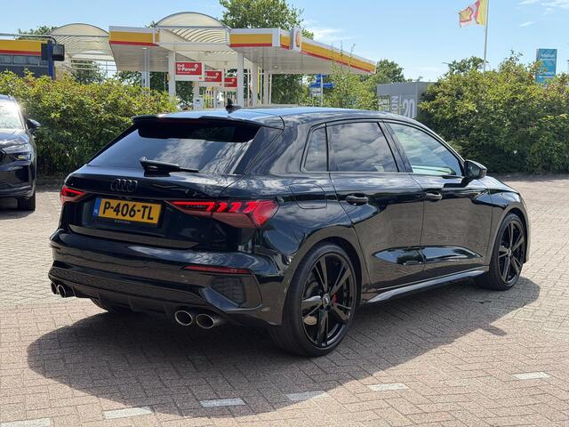 Audi A3 SPORTBACK 2.0 TFSI S3 quattro Edition One MATRIX KOPLAMPEN | PANO/SCHUIFDAK | RS STOELEN | CAMERA | ANDROID/APPLE CARPLAY | AIRCO/ECC | CRUISECONTROL | PARKEERSENSOREN | STOELVERWARMING | NAVIGATIE