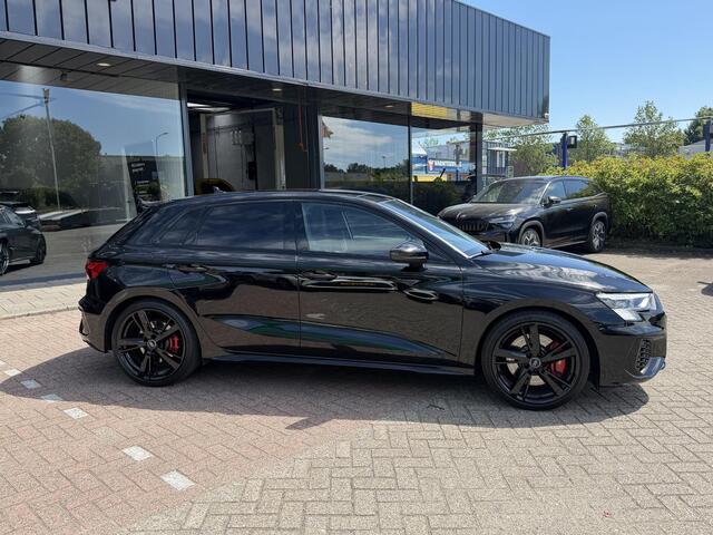 Audi A3 SPORTBACK 2.0 TFSI S3 quattro Edition One MATRIX KOPLAMPEN | PANO/SCHUIFDAK | RS STOELEN | CAMERA | ANDROID/APPLE CARPLAY | AIRCO/ECC | CRUISECONTROL | PARKEERSENSOREN | STOELVERWARMING | NAVIGATIE
