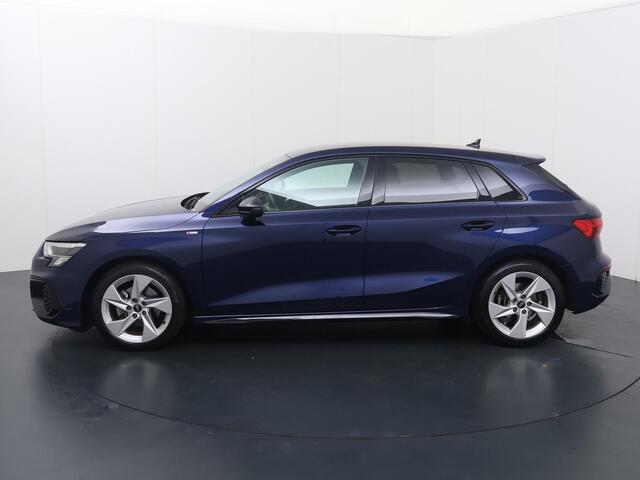 Audi A3 SPORTBACK 35 TFSI S edition | 150 PK | Automaat | Adaptive Cruise Control | Navigatiesysteem | Parkeersensoren | S-Line |