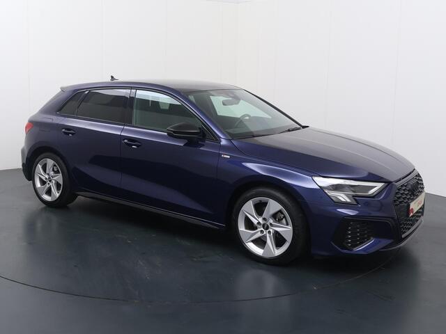 Audi A3 SPORTBACK 35 TFSI S edition | 150 PK | Automaat | Adaptive Cruise Control | Navigatiesysteem | Parkeersensoren | S-Line |