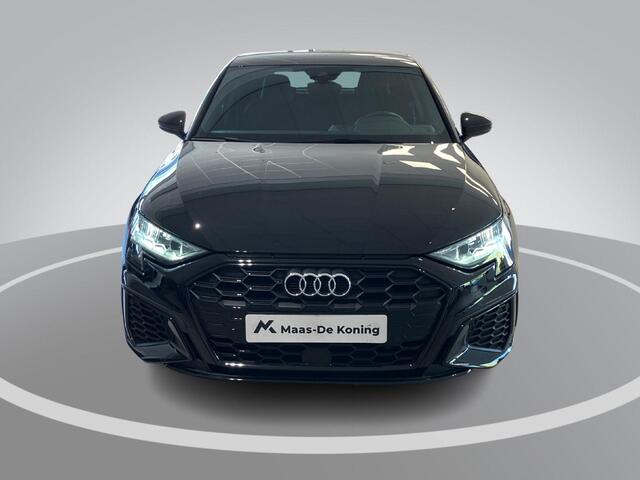 Audi A3 SPORTBACK 45 TFSIe 180kW/245pk S Line · Apple/Android Car Play · Drive select · Leder/Stof · Stoelverwarming