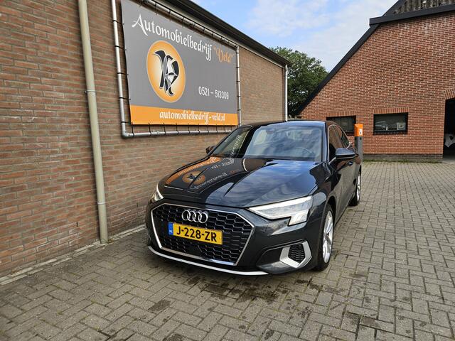 Audi A3 SPORTBACK 30 TFSI Business edition