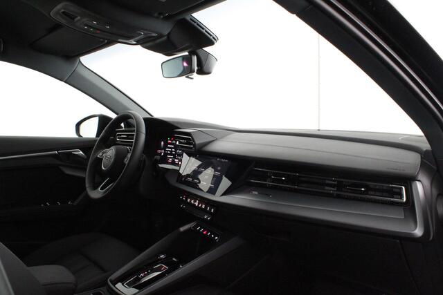 Audi A3 SPORTBACK 30 TFSI Pro Line > Leer/Camera/Adapt.cruise/getint gals
