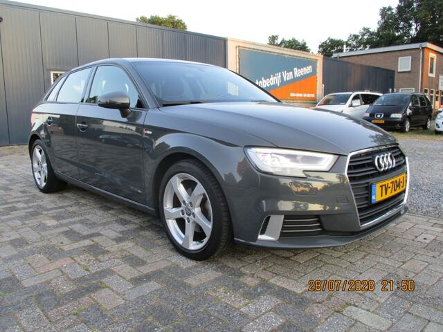 Audi A3 SPORTBACK 30 TFSI Sport Edition.