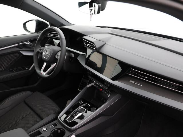 Audi A3 SPORTBACK 45 TFSIe 272pk S-tronic S edition Competition · Panoramadak · Camera · SONOS · Head-Up · Apple/Android Car Play · Keyless · 18'' Inch · Garantie t/m 28-09-2030 of 100.000km