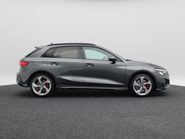 Audi A3 SPORTBACK 45 TFSi e 245 Pk S-Line Competition | Adaptive Cruise | Camera | Matrix LED | Stoelverwarming | CarPlay | 18 Inch | 86.591 Km !!