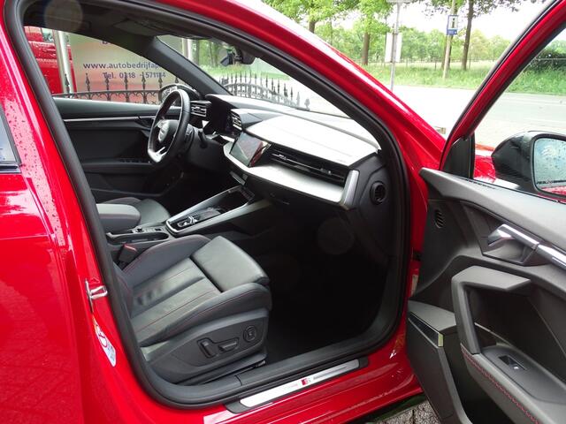 Audi A3 SPORTBACK 45 TFSI e S ed. Comp PANO DAK VOL OPTIES 1e eig