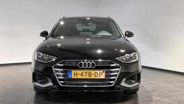 Audi A4 Avant 35 TFSI Launch edition Business | Camera | Stoelverwarming